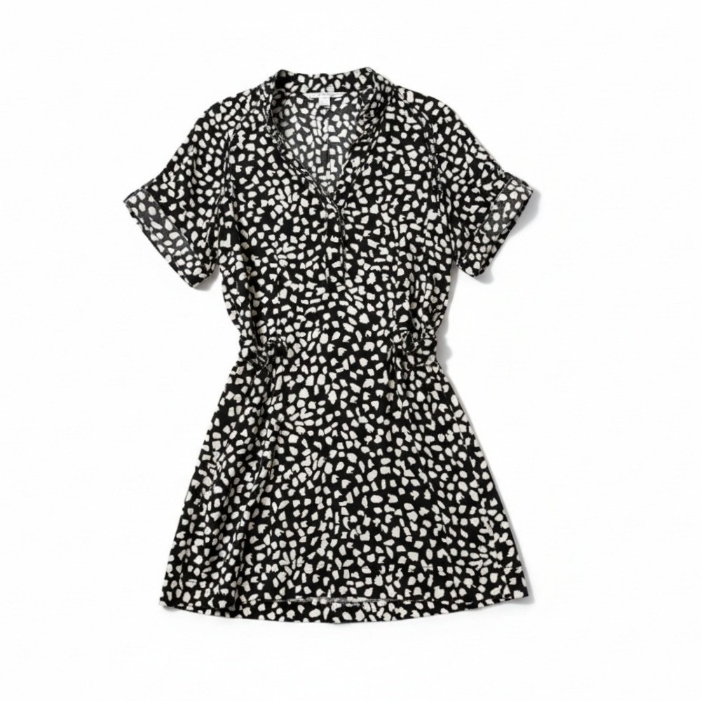 Diane von Furstenberg  Size 10 'Pharo' Stretch Silk Shirtdress See pics for flaw